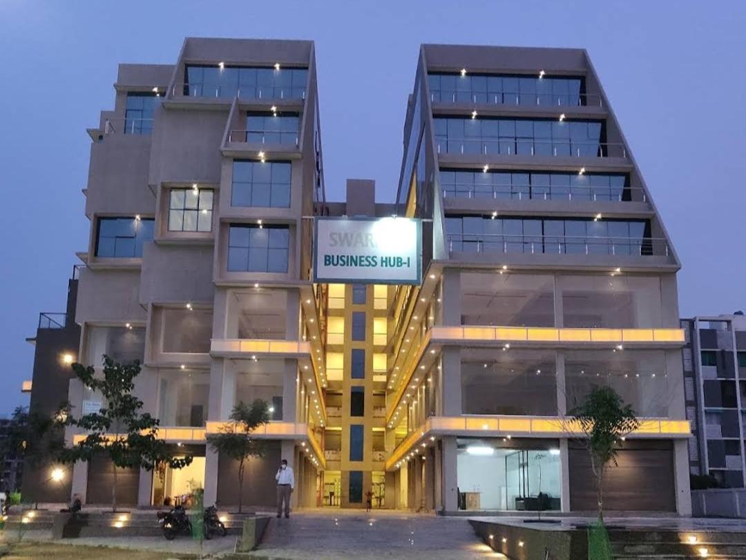 Hotel Ggc Inn Ахмедабад Экстерьер фото